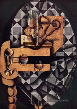guitar bottle and glass 1914 Juan Gris Oil Paintings